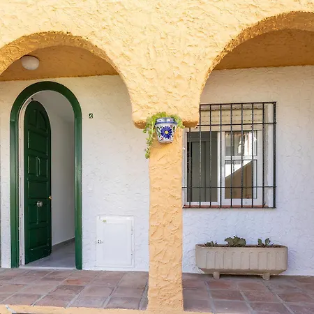 Paradise, Nº5 Διαμέρισμα *