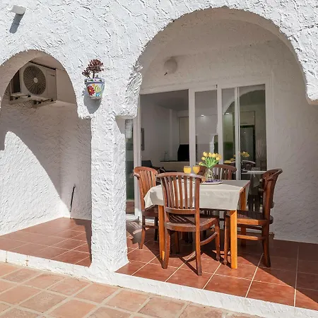 Paradise, Nº5 Apartment Nerja