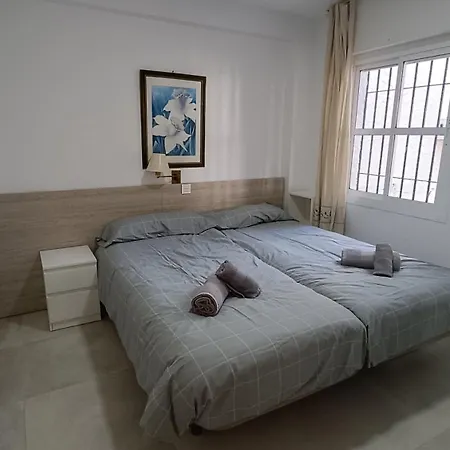 Paradise, Nº5 Apartment *