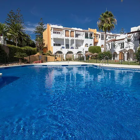 Paradise, Nº5 Apartment Nerja
